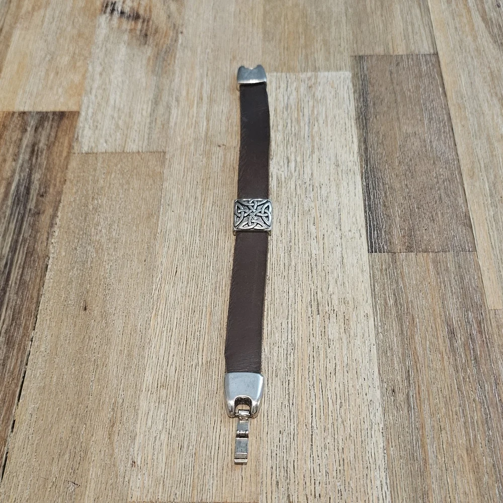 Vintage Celtic Emblem Brown Leather Bracelet.